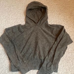 Athleta cropped camo hoodie